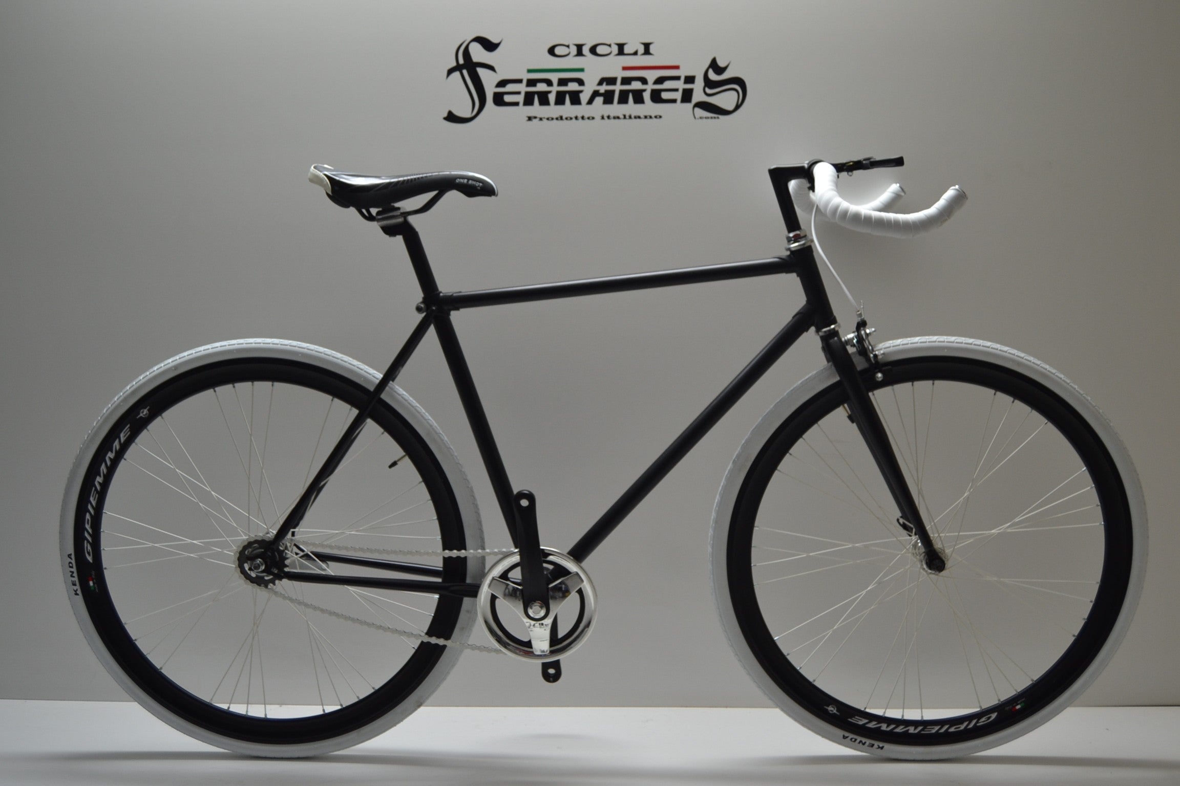 Bici fixed 28 nero bianco personalizzabile