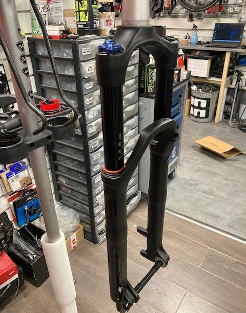 Fourches Rockshox revelation rl 27.5 150mm