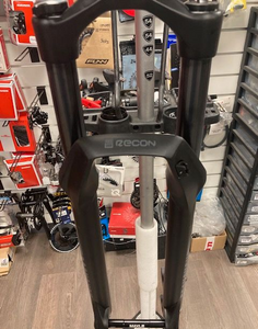 Fourches Rockshox  recon 29 140mm