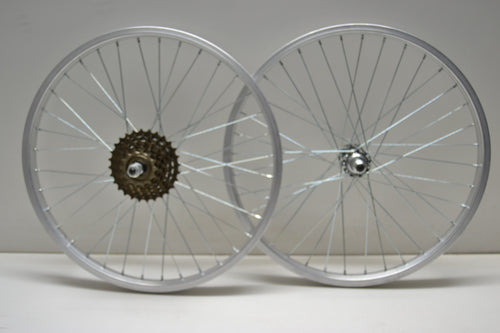 Ruote o cerchi bici bicicletta 28 700x35 + pignone 5v personalizzabile