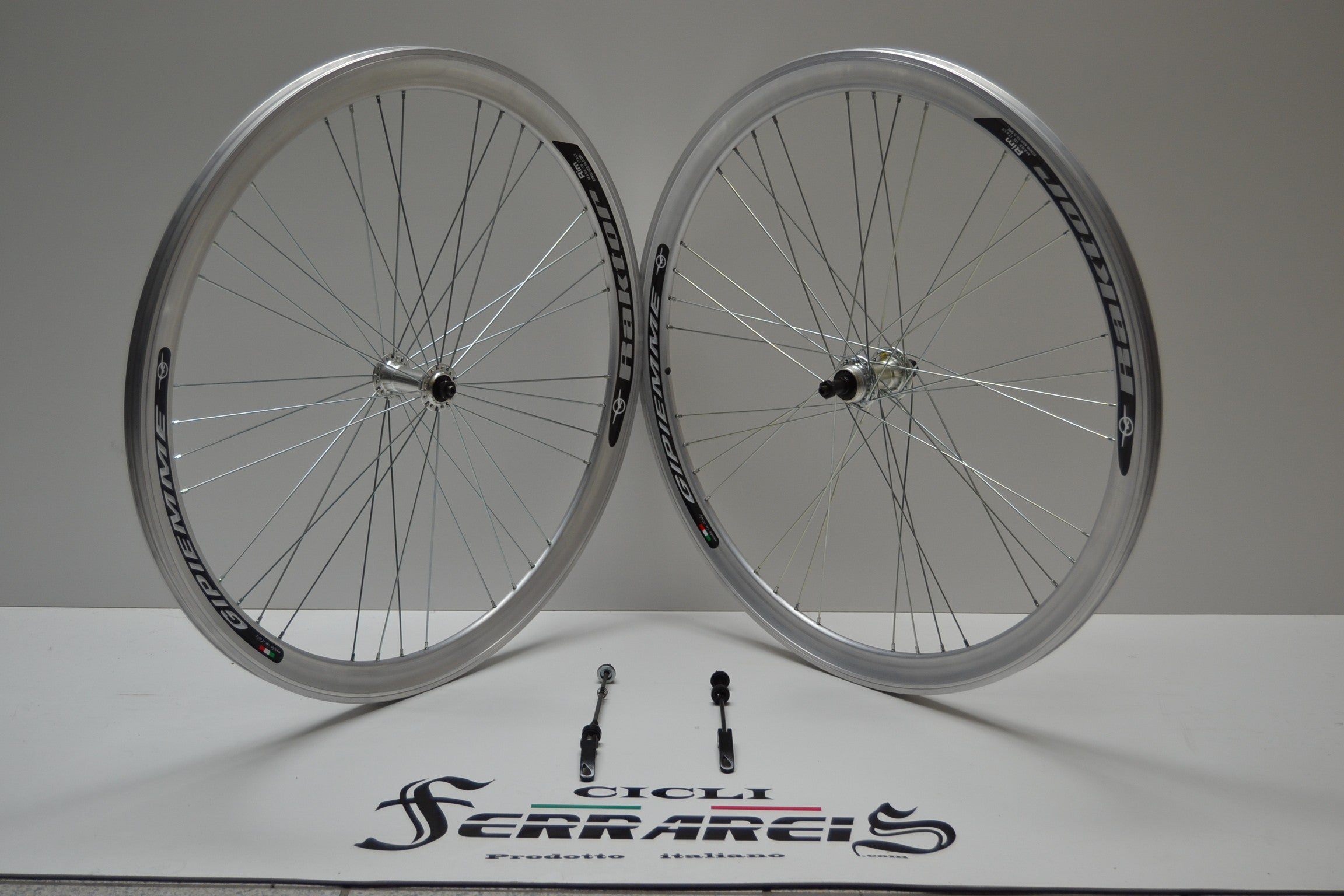 ruote bici 28x1.3/8-5/8 silver 1 velocità a filetto gipiemme raktor 40mm personalizzabile