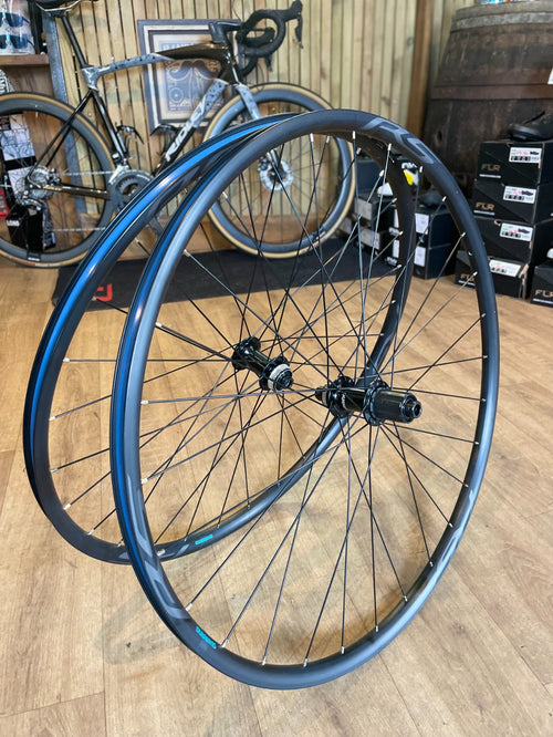 Roues Shimano rs171