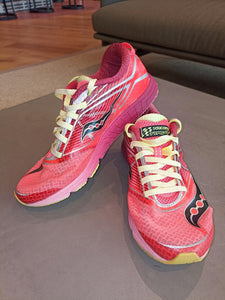 Chaussures de running saucony racing homme rouge