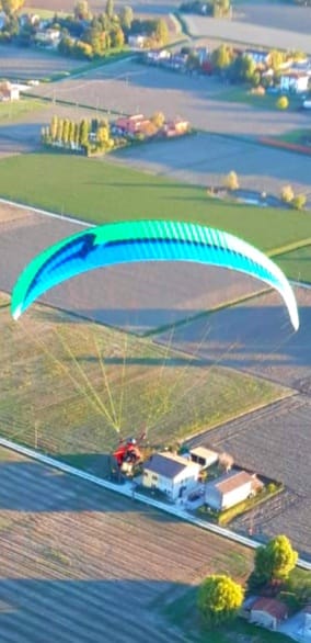 Ailes de parapente apco aviation  f1 20mts mixte vert