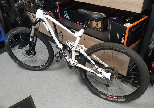 VTT Ktm lycan 653 L