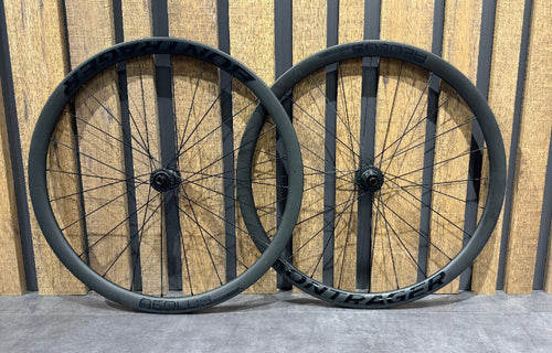 Bontrager Aeolus Elite 35 TLR Disc