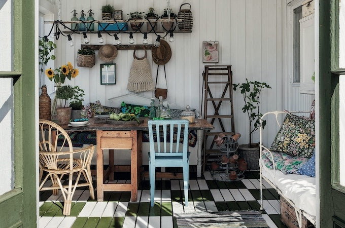 Cosy garden room interior