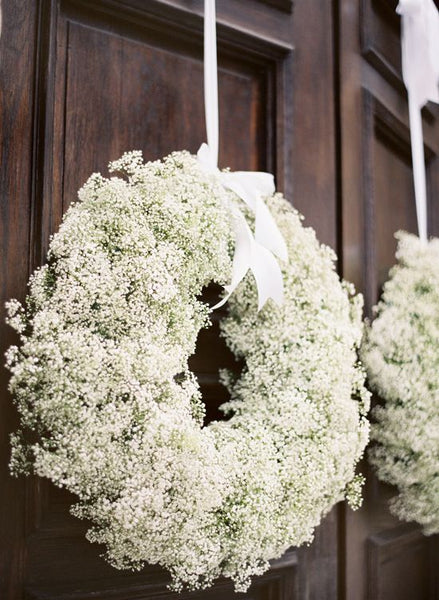 Wonderful Baby’s Breath Wedding Wreath