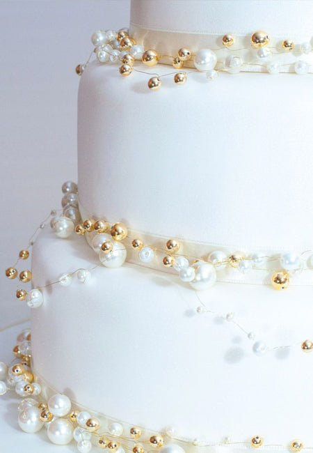 Customized Gold Beads Wedding Cake Ideas with A Little Glittery Gold