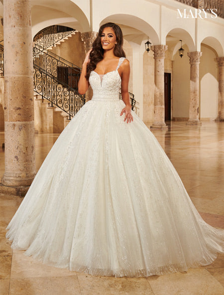 Ball Gown Wedding Dress Inspired By Elegant Ballroom Wedding Ideas and Decorations