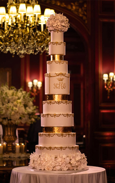 Multi-tiered floral wedding cakes with glamour touch