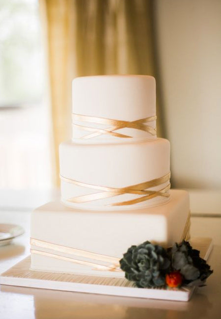 Customized Stripes Wedding Cake Ideas with A Little Glittery Gold
