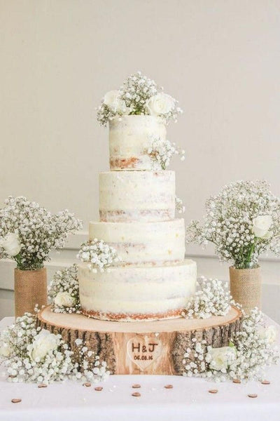Wonderful Baby’s Breath Wedding Cake
