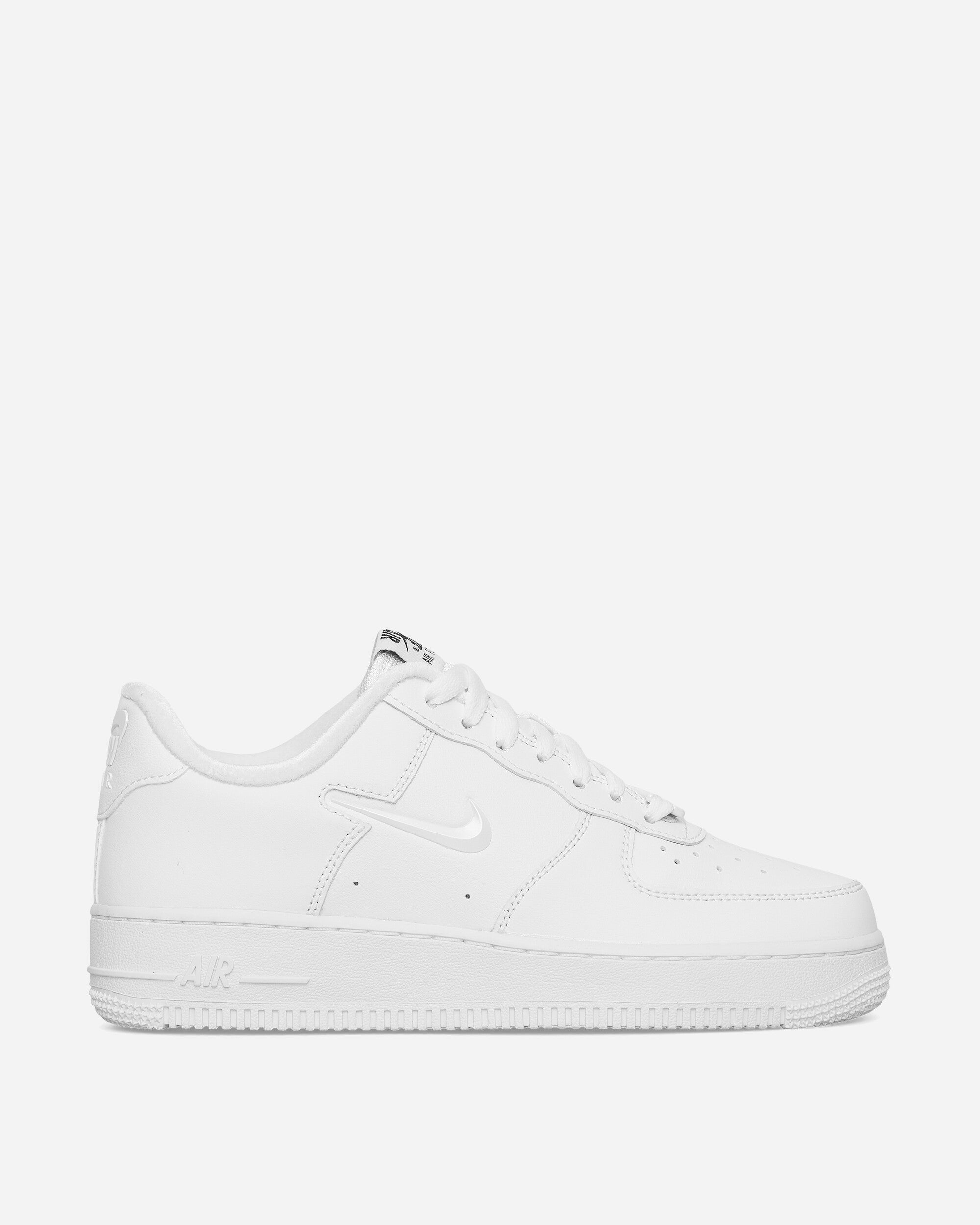 Nike WMNS Air Force 1  07 