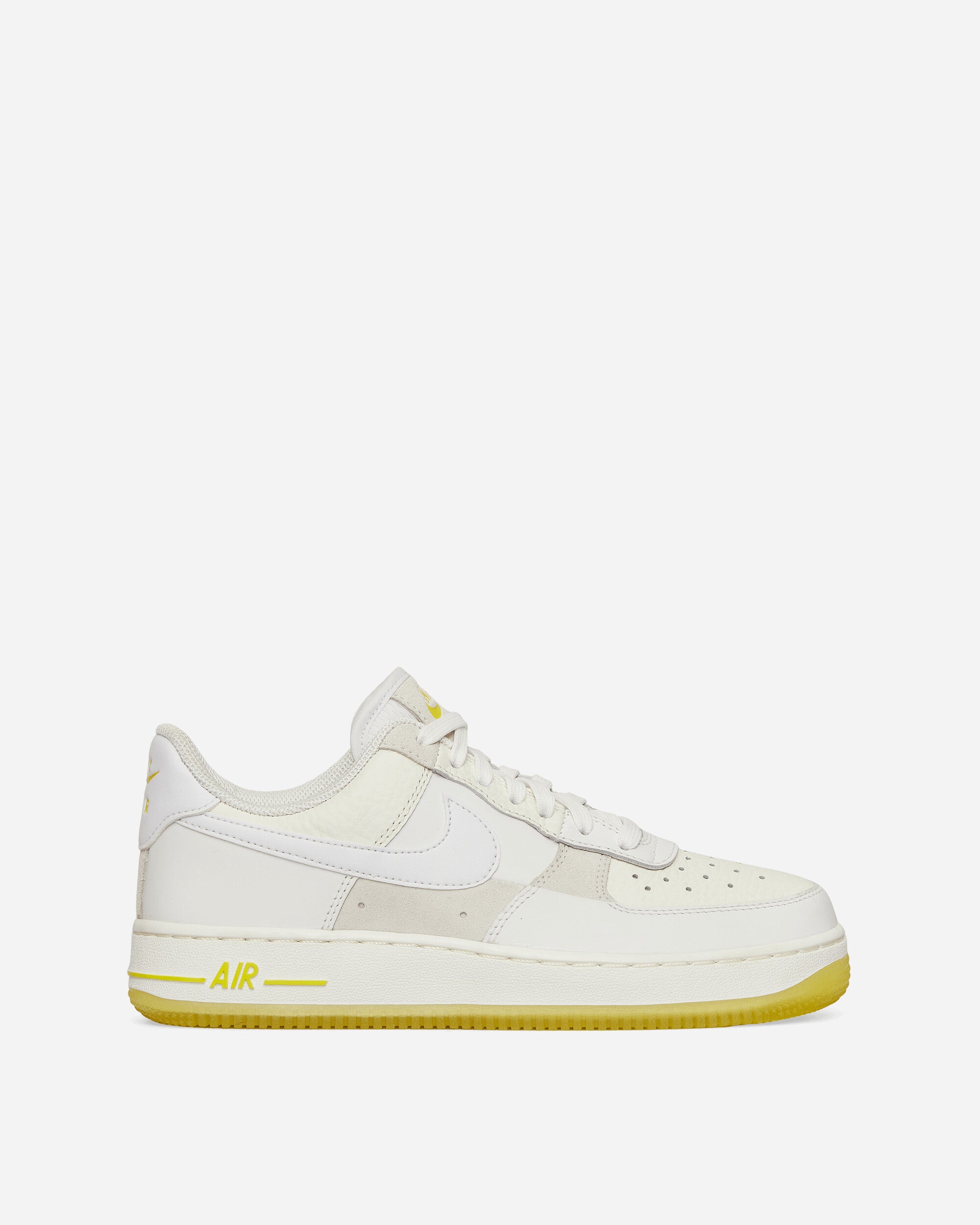 Nike WMNS Air Force 1  07 