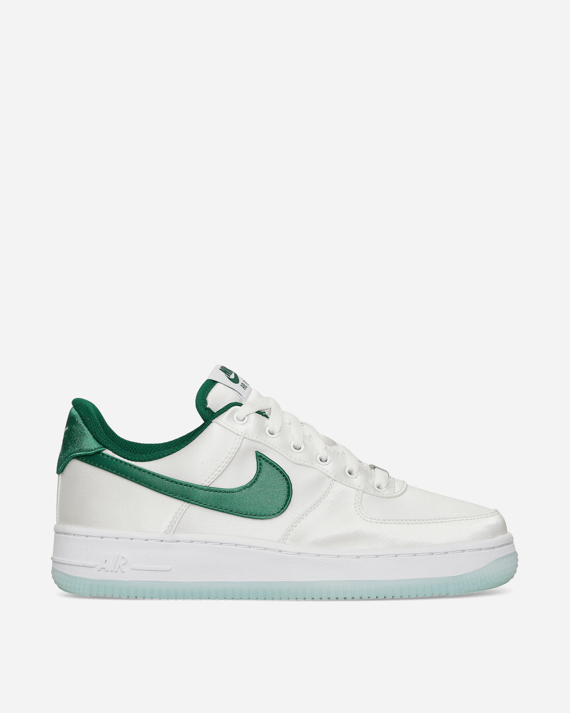 Nike WMNS Air Force 1  07 