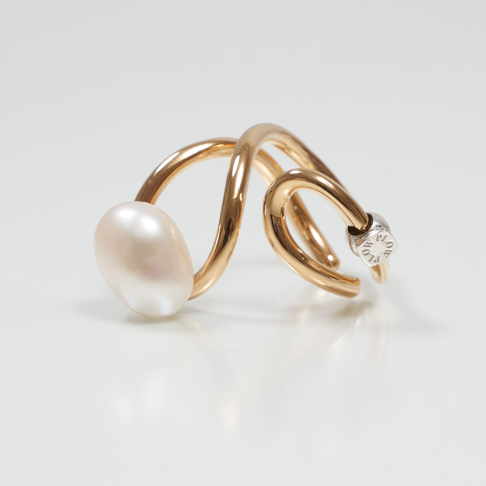 Ball Ring Pearl -White-