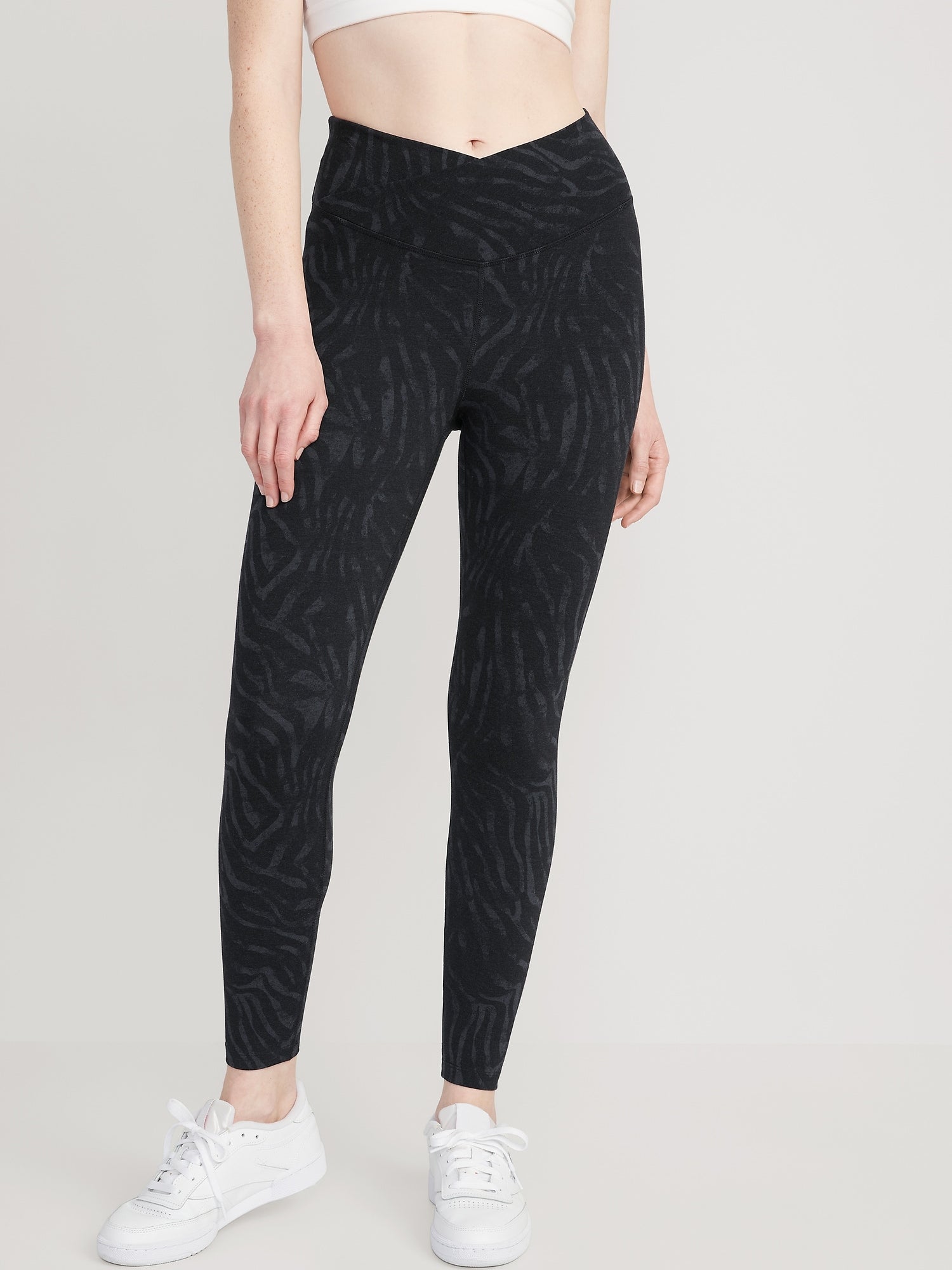 Women's Leggings Tagged Black - Old Navy Philippines