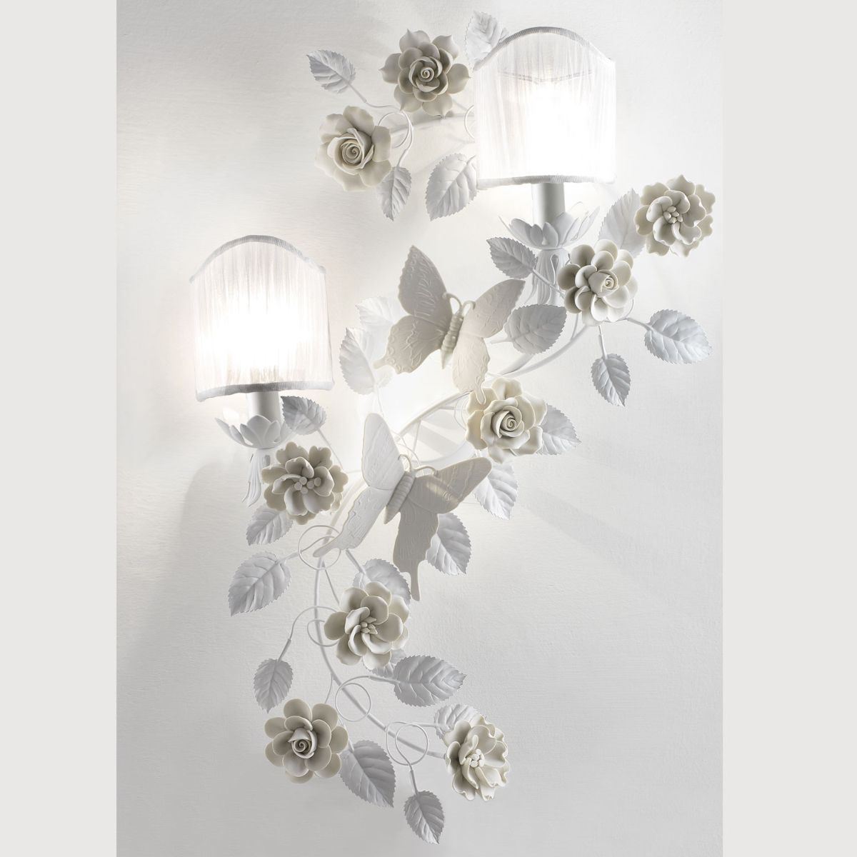 villari butterfly lamp