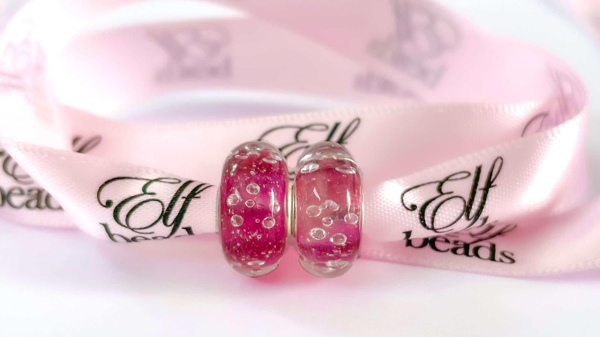 Elfbeads Magenta Flower Monroe