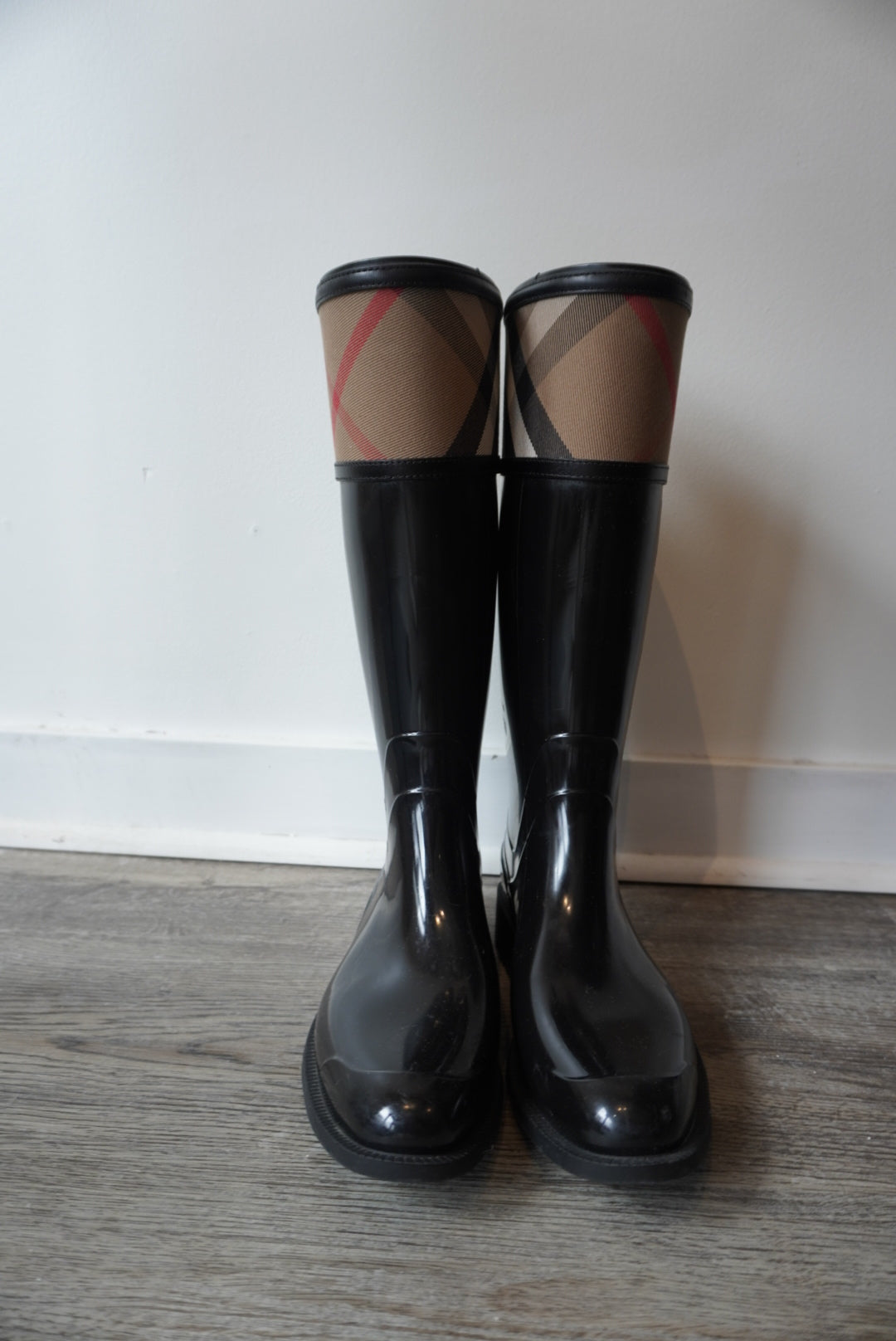 Burberry Black Rainboots, 39 - The Recollective