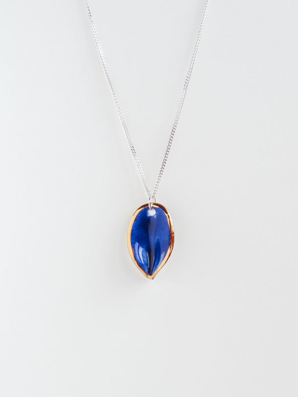 Flora Leaf Necklace · Blue