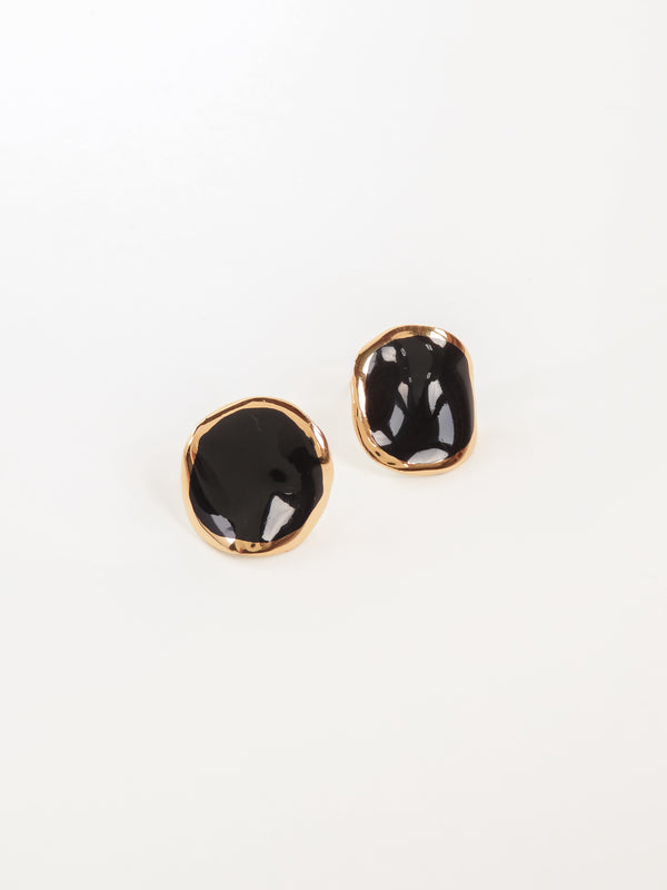 Petal Earrings · Black