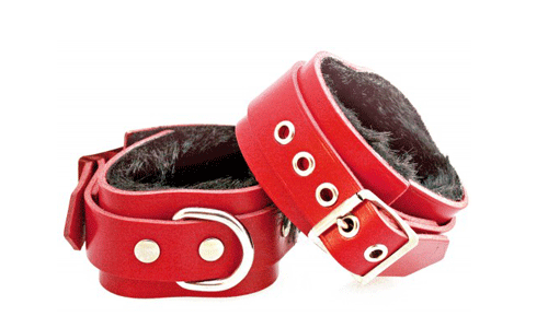 Wrist-Cuffs in red leather