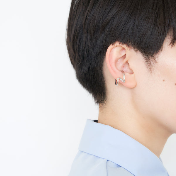 Crun[クルン]　Starling Silver 925 Ear Cuffs curvelines　Three-dimensional Shape MENTOSEN　Japanese Jewellery Design jewelry
