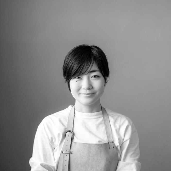 丸山あゆみ　Ayumi Maruyama jewelry craftsperson