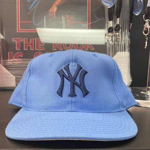 Vintage New York Yankees Derek Jeter #2 T Shirt Jersey M/L Y10