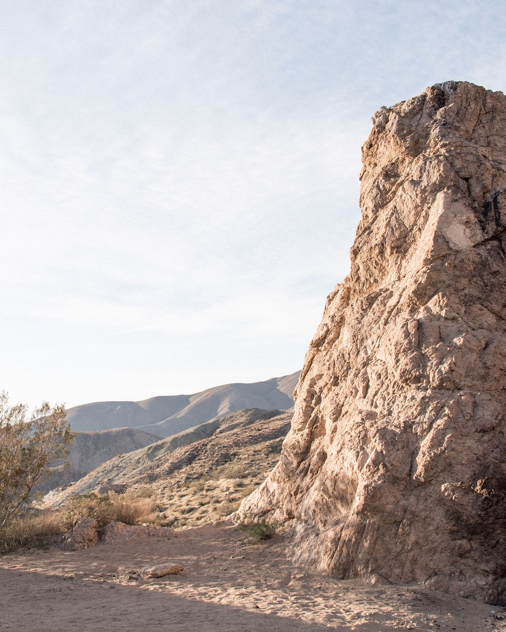 rock formation alphie canyon jawbone mojave