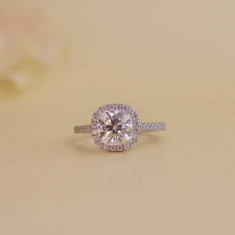 Piercing Silver Moissanite Ring