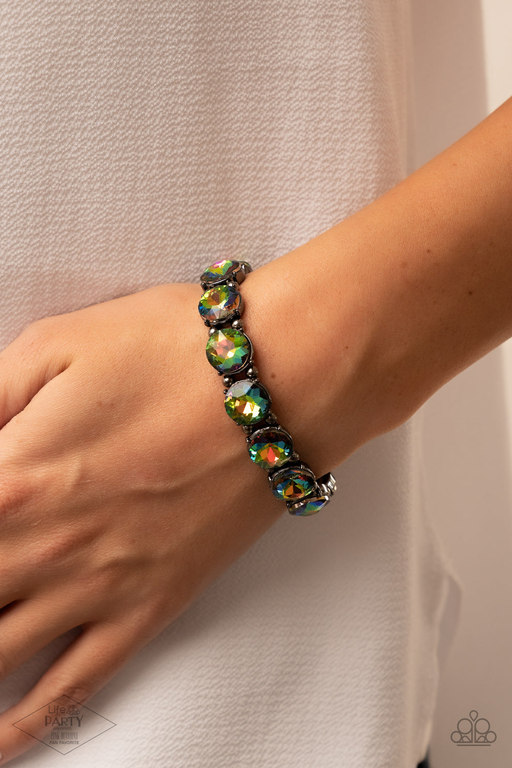 Glitzy Glamorous - Multi Bracelet - Paparazzi Accessories