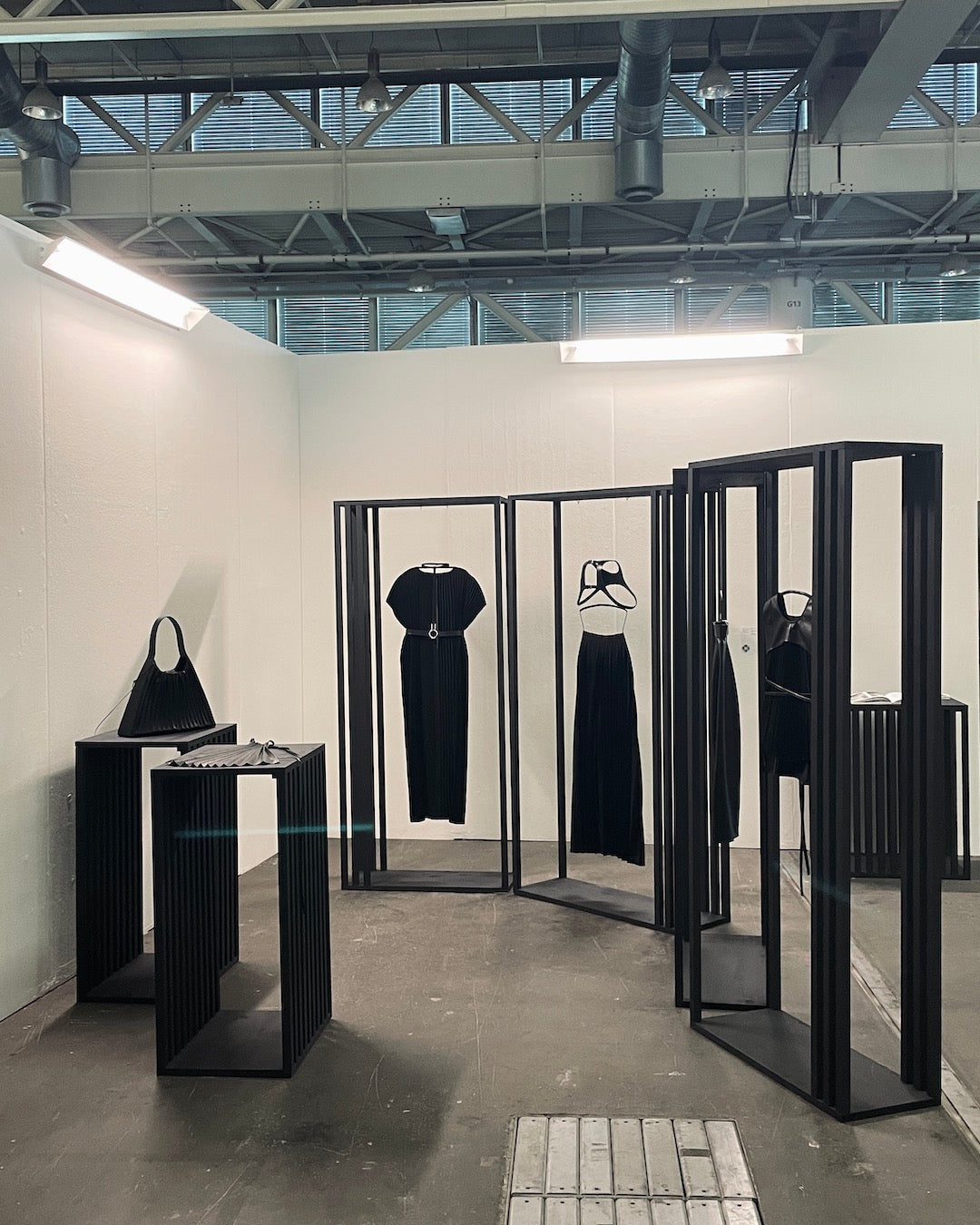 yvy-plisse-capsule-collection-swiss-design-awards-2023-exhibition