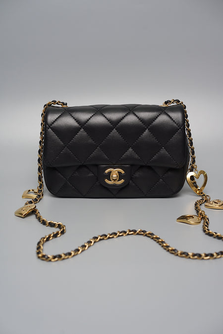 Chanel Chevron Flap Bag in Black Antique Gold– orangeporter