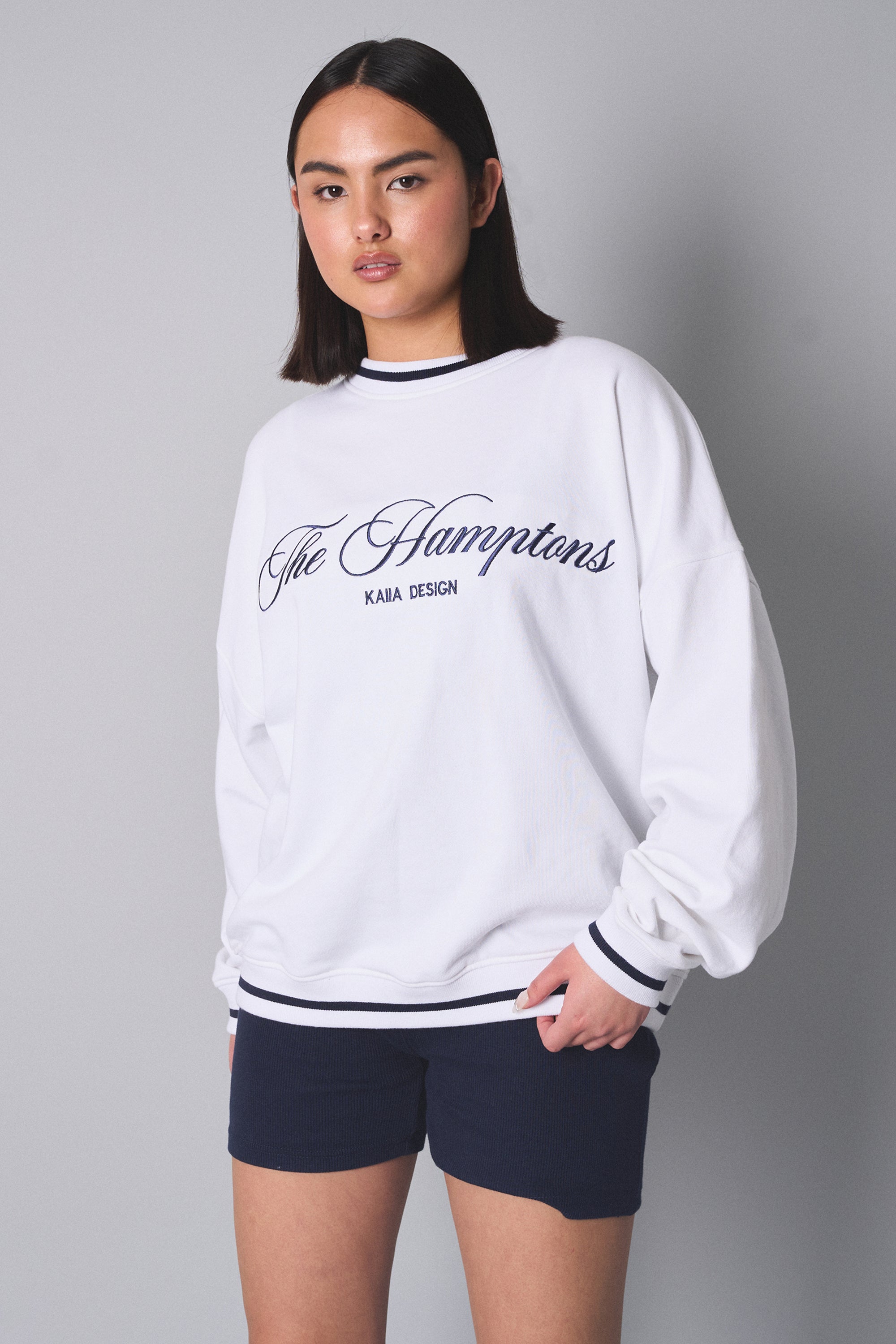 Image of Kaiia Contrast Binding Hamptons Oversized Sweatshirt White UK 12