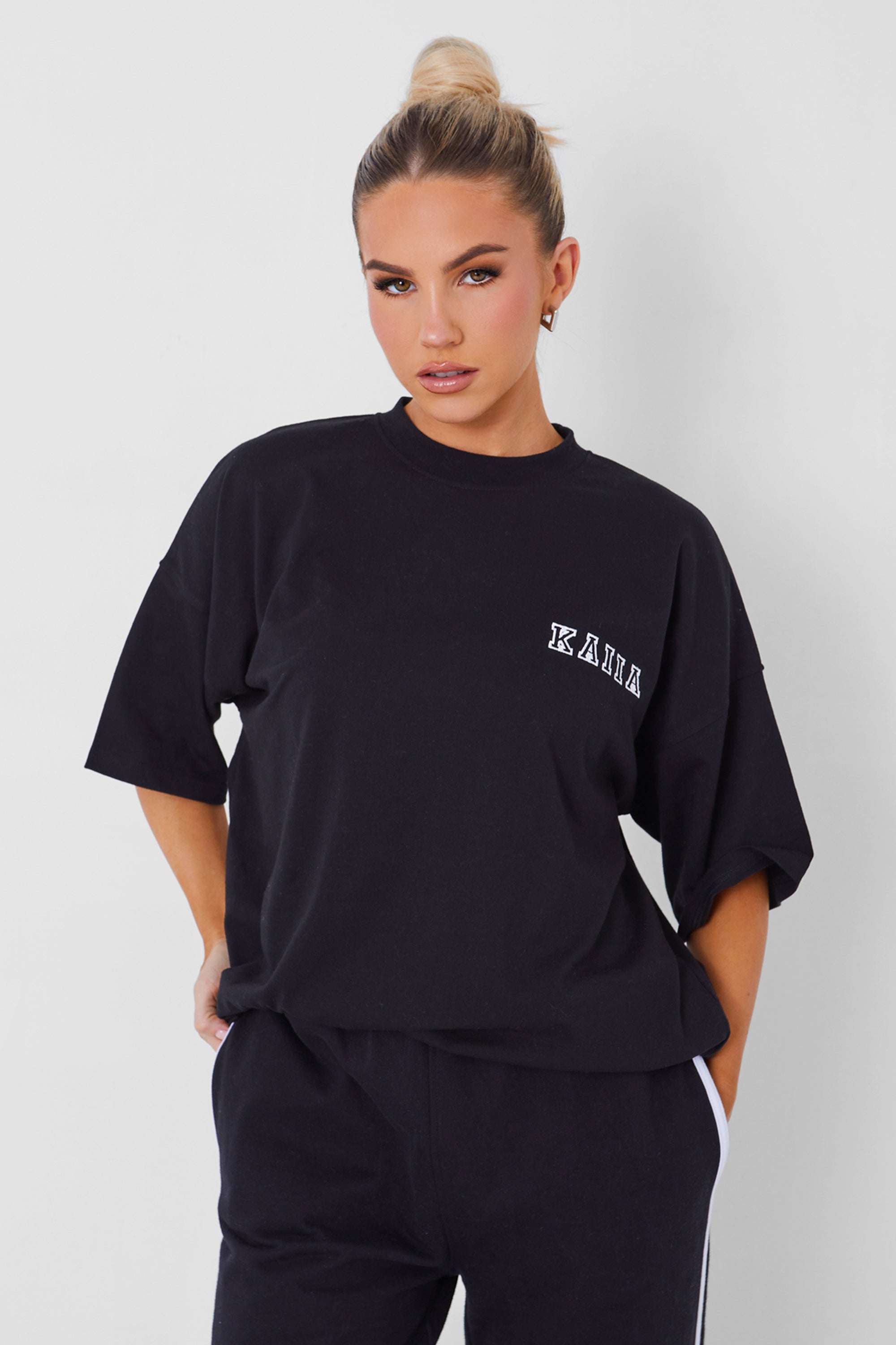 Image of Kaiia Oversized T-shirt In Black UK 10
