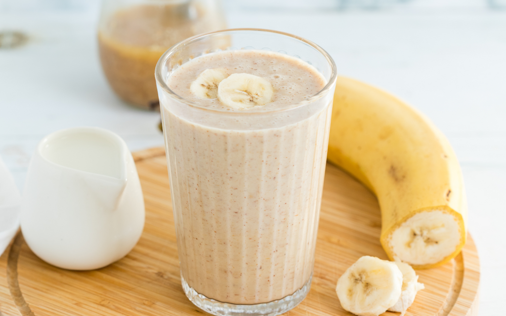 Banana and almond butter smoothie