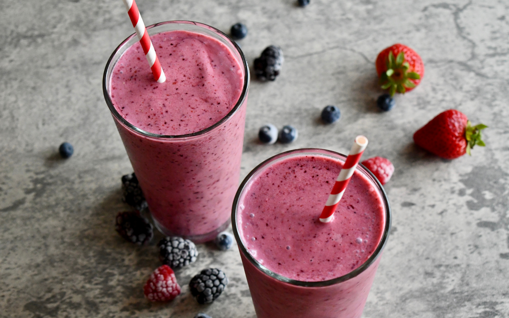Mixed berry protein smoothie