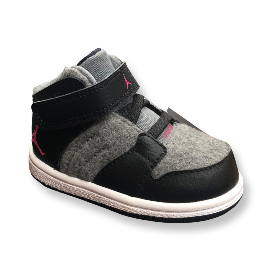 jordan infant trainers