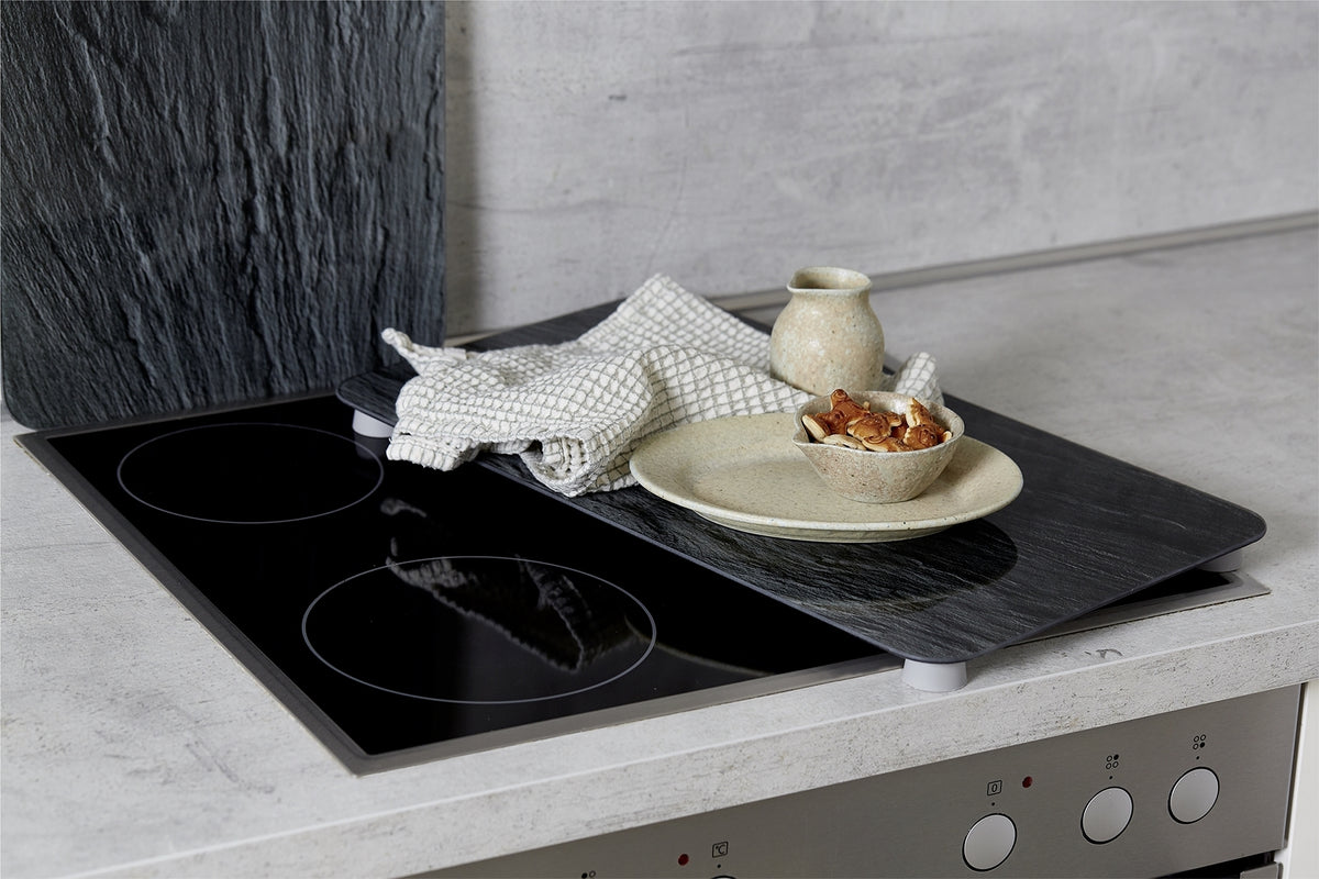Ochronna płyta kuchenna na kuchenkę indukcyjną z funkcjonalnymi nóżkami