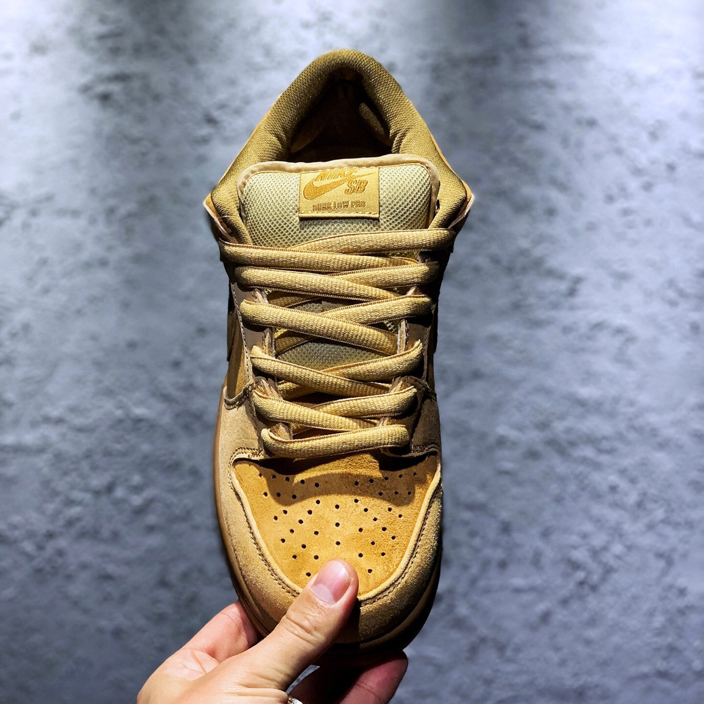 nike dunk wheat low