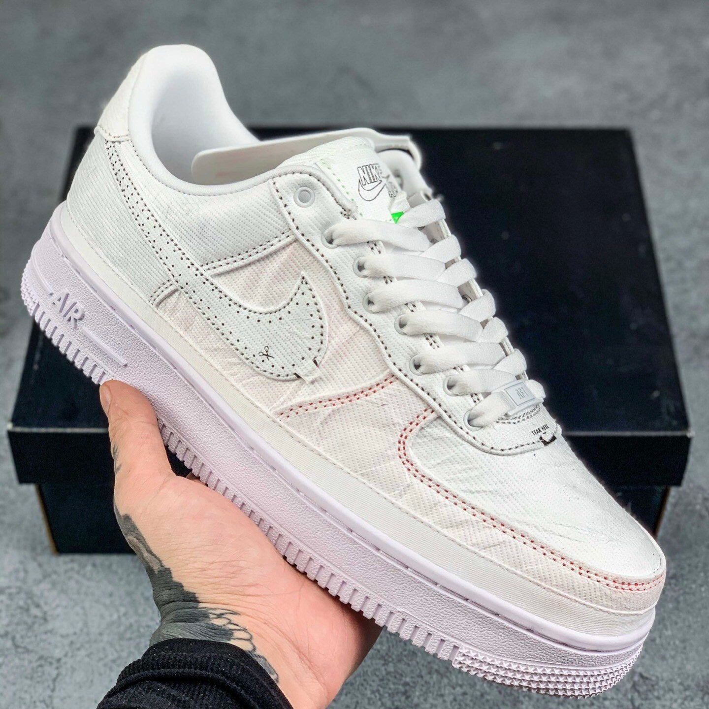 nike air force 1 tear