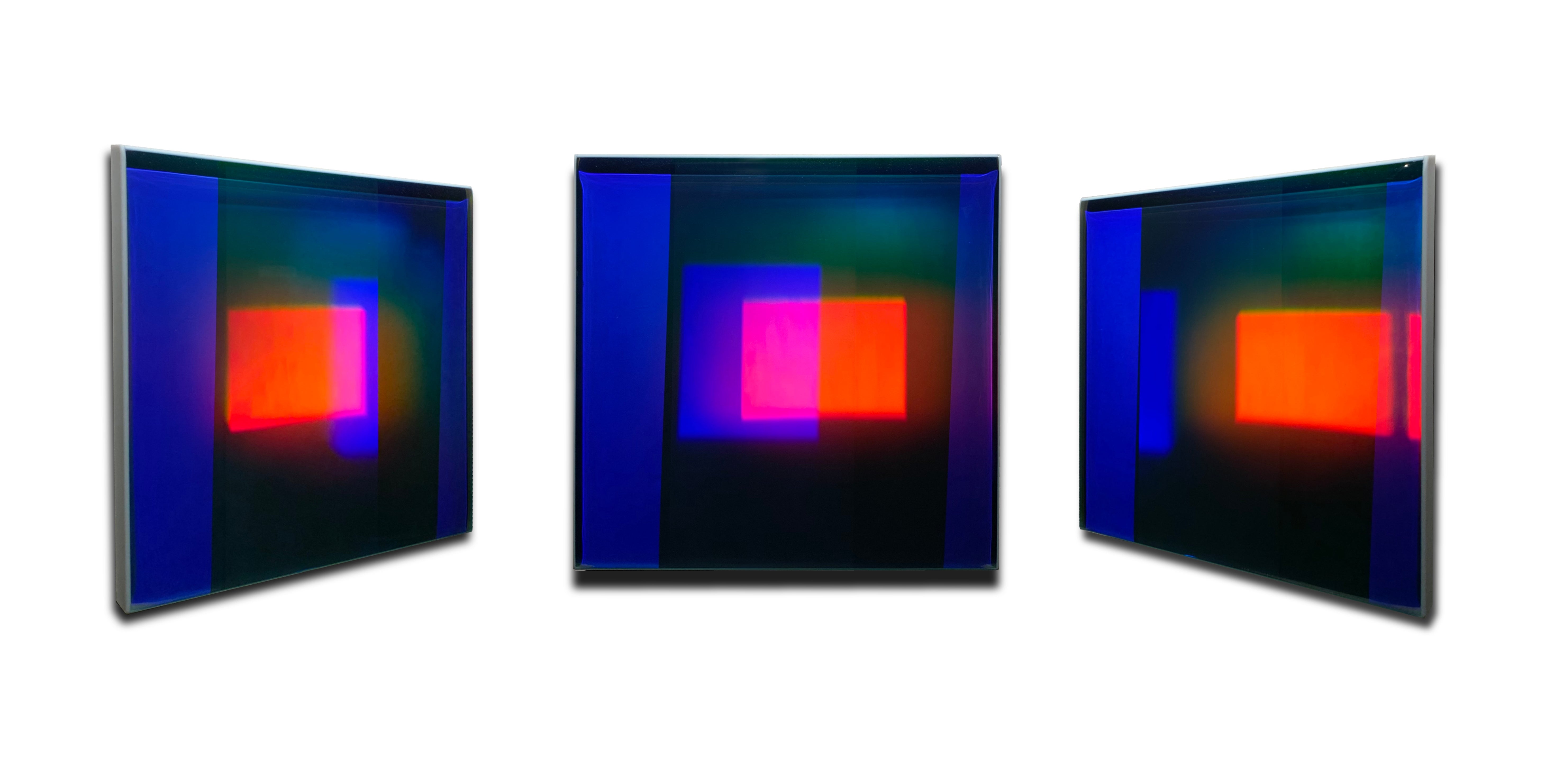 August Muth, Quantum #11, 2022, holograms laminated in archival glass