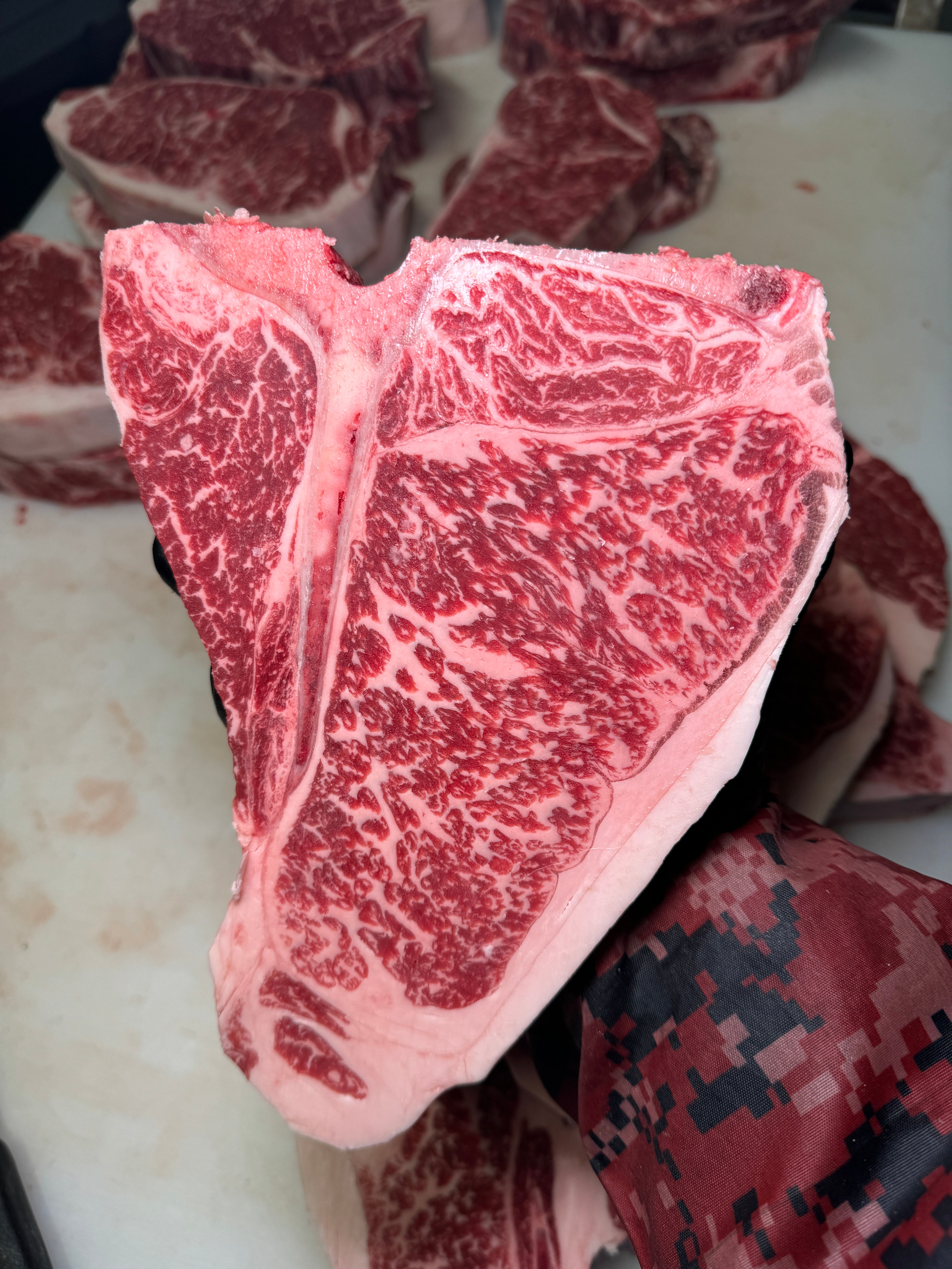 AUSTRALIAN WAGYU F4 T-BONE | GOLD LABEL