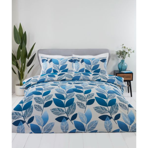 Lewis’s Fohla Duvet Set - Blue - Double  | TJ Hughes