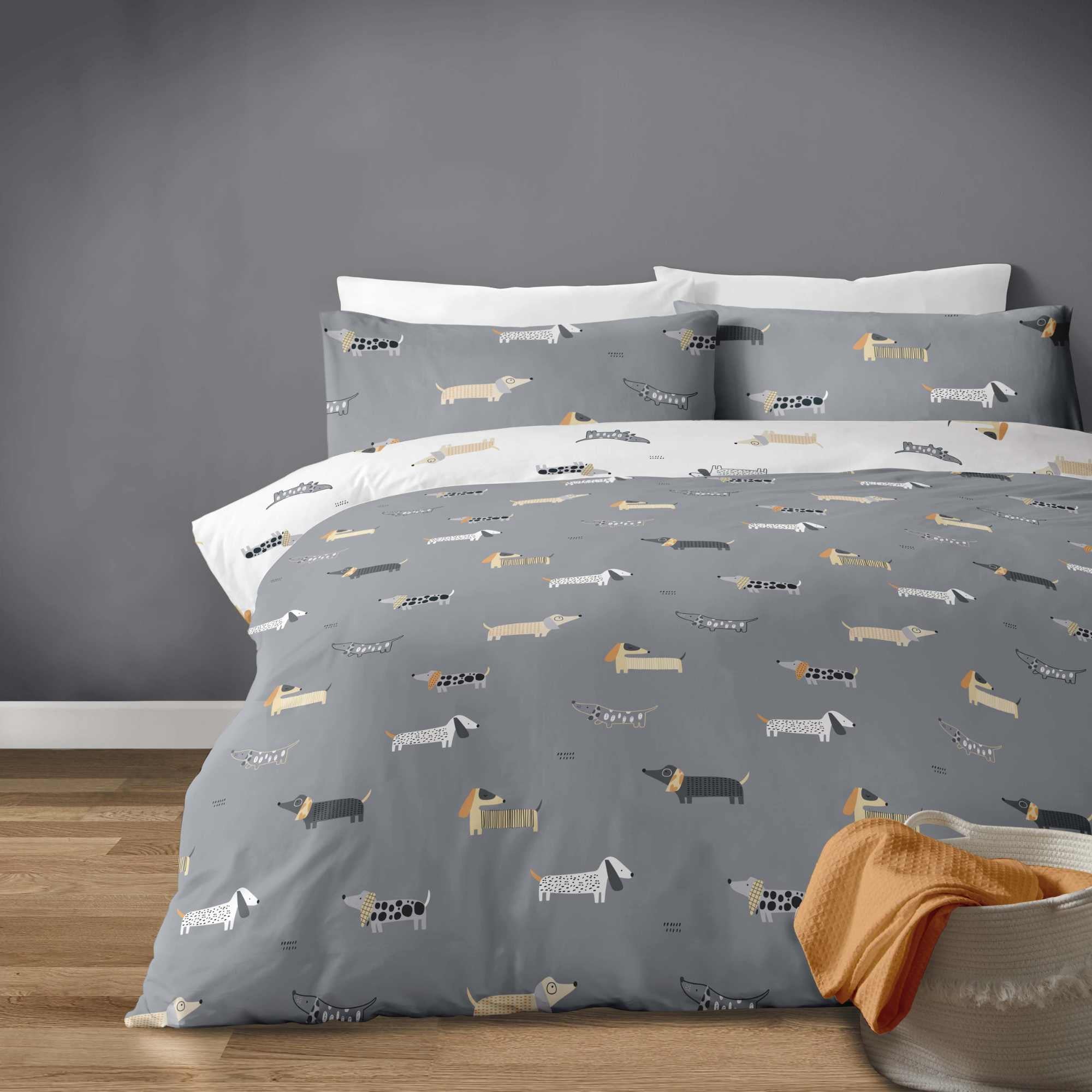 Lewis’s Dachys Duvet Set - Grey - King  | TJ Hughes