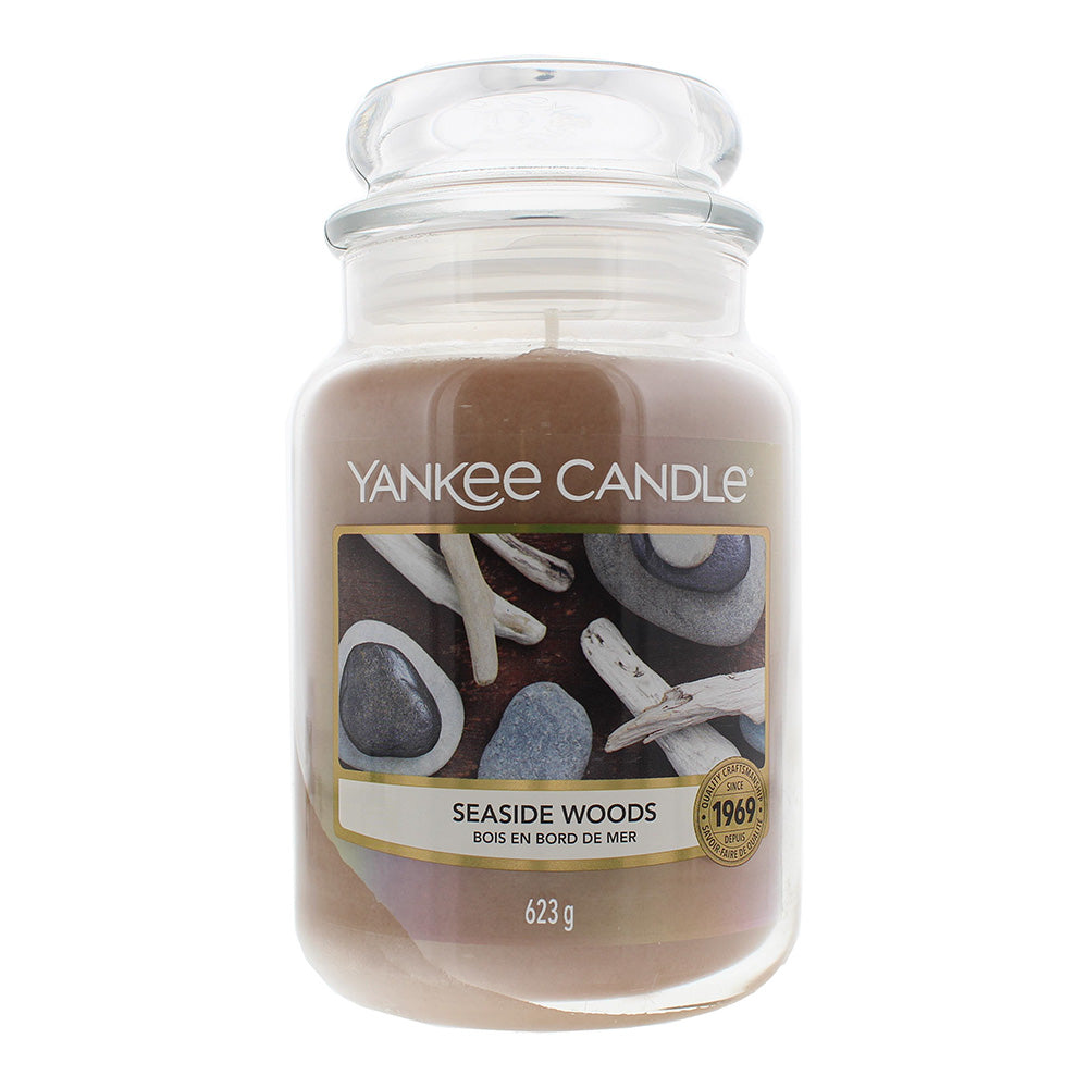 Yankee Seaside Woods Candle 623g - Yankee Candle  | TJ Hughes