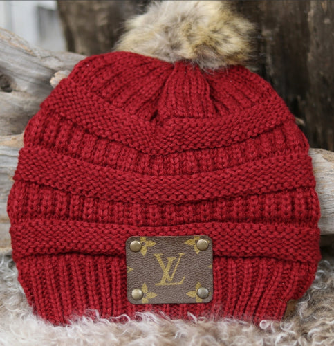 Louis Vuitton, Accessories, Auth Louis Vuitton Patch Logo Mauve Pom Pom  Beanie